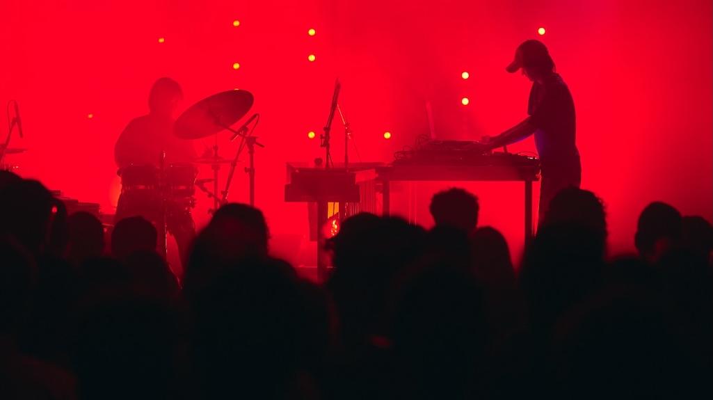 Electrónica en Abril: upsammy & Valentina Magaletti